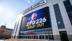 Jeff Panacloc : premier ventriloque à remplir l’Accor Arena, sa tournée 2026